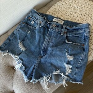 Abercrombie & Fitch The Mom Shorts- high rise